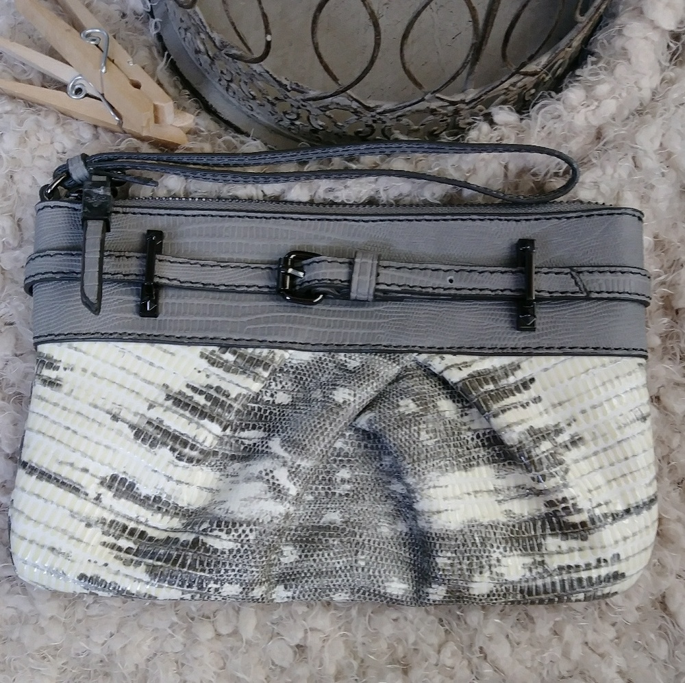 Vera Wang Wristlet